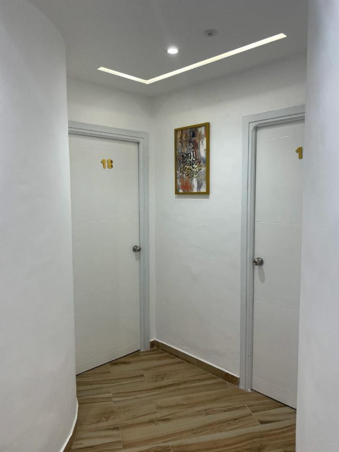 Hostal Mh Borj Martil Exterior photo